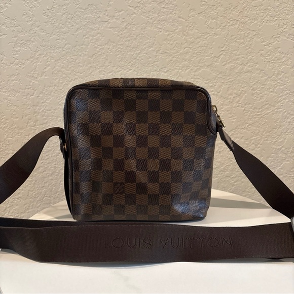 Louis Vuitton Olav PM Ebene Brown Damier Crossbody Shoulder Bag - Picture 2 of 15